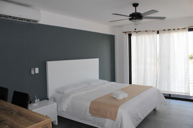 Cozy Down Town By Kvr Hotel